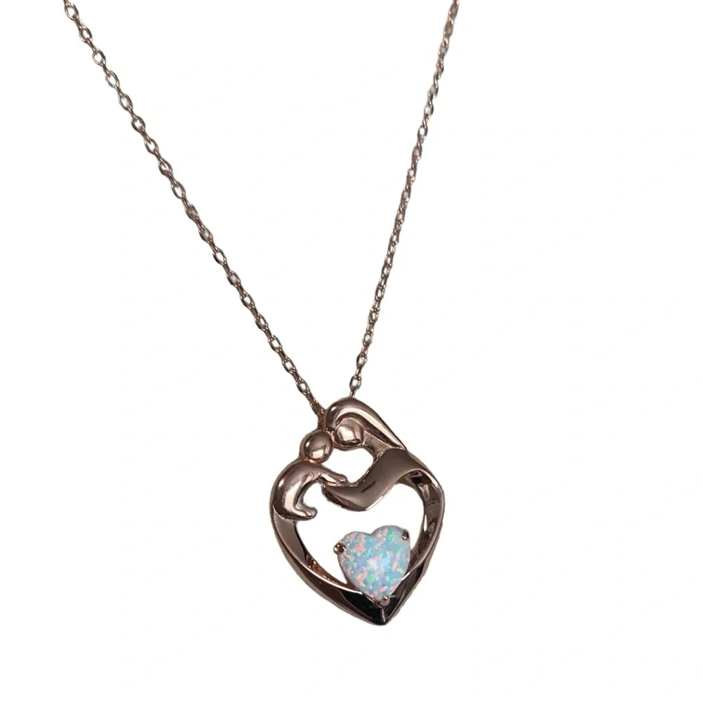 Flyow Fine Jewelry Women’s Loving Mother Child Heart White Opal Necklace